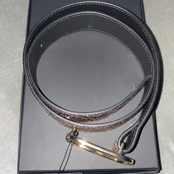 VITALIA MADE IN ITALY New
Textured Leather Belt - Picture 6 of 13